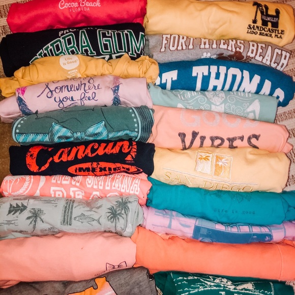 Beachy T-Shirt Mystery Box!! - Picture 13 of 15